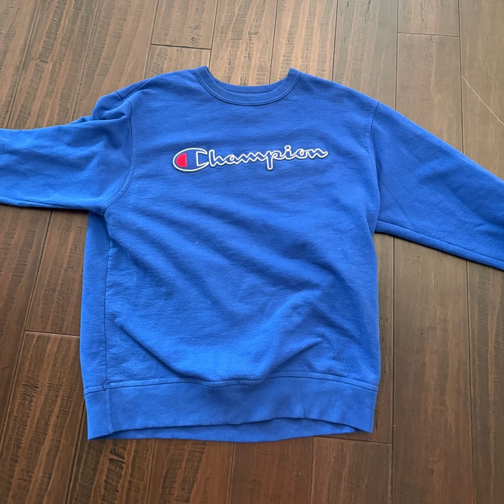 Champion Men's Crewneck in Vibrant Blue